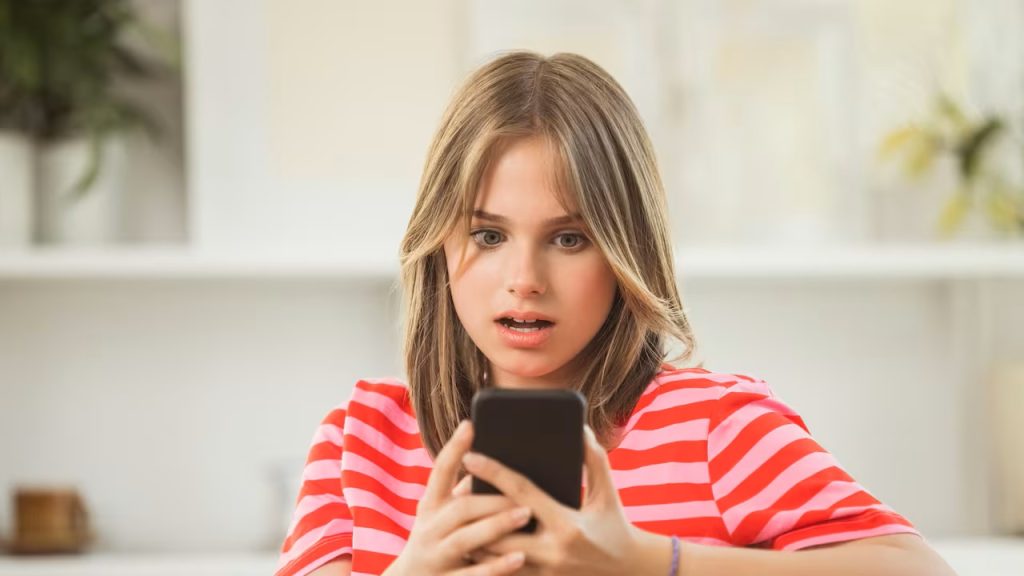 Skrytou funkci mobilního telefonu je třeba aktivovat okamžitě, aby zločinci nemohli jedním hovorem vyprázdnit vaše účty.