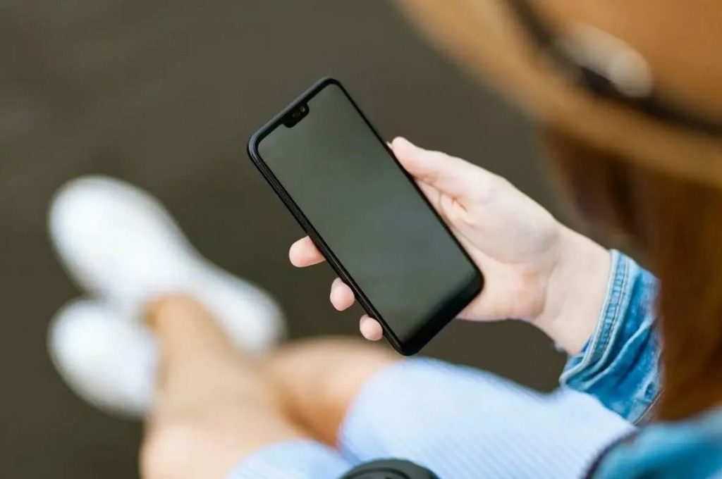 Pokud váš mobilní telefon začal takto fungovat, okamžitě zkontrolujte svůj bankovní účet.