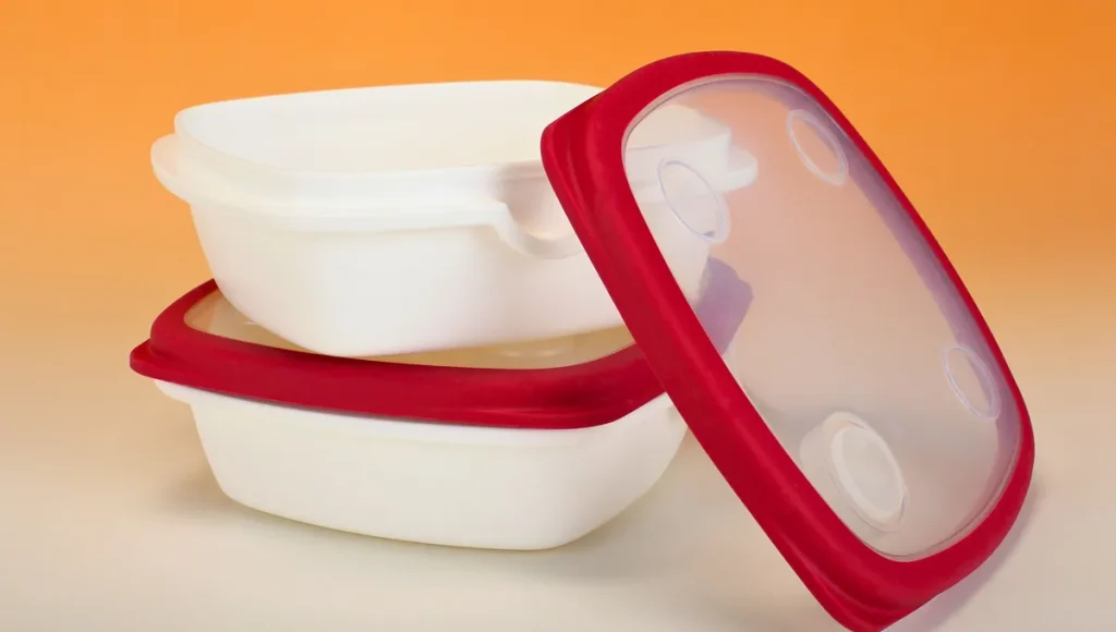 Kouzelné použití octa: jak odstranit skvrny od jídla z nádob Tupperware za 5 minut pomocí jednoho triku