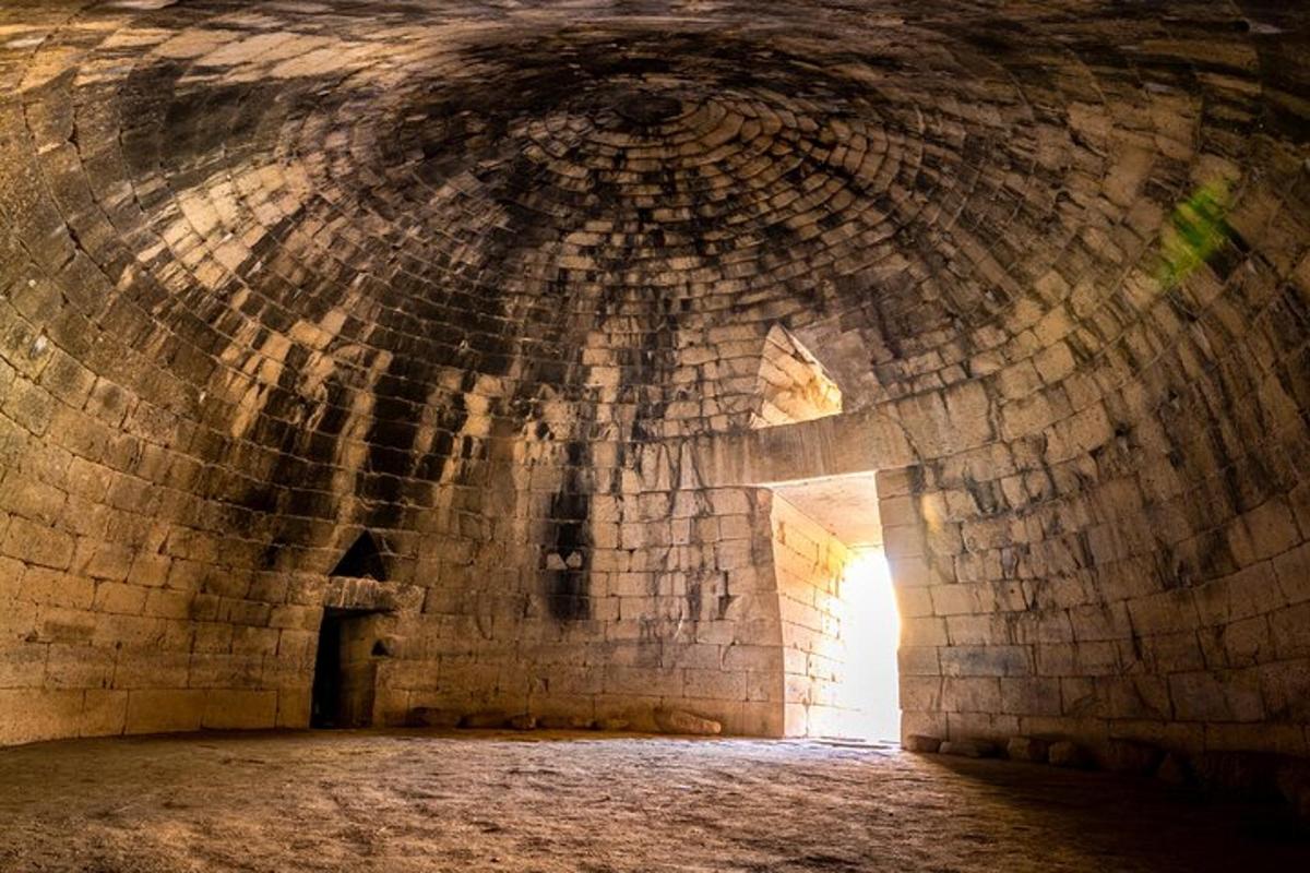 Archeologové našli poklad starý 5 tisíc let. Jeho velikost je ohromující