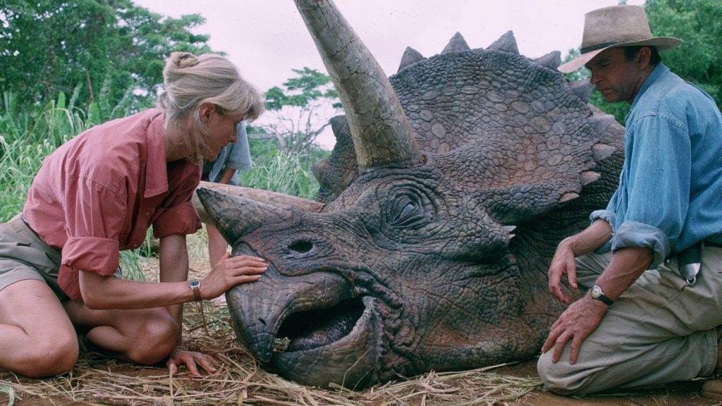 Vždy jsme si mysleli, že hlavními padouchy filmu „Jurský park“ jsou dinosauři, dokud jsme si nevšimli jedné věci: špatného řízení parku.