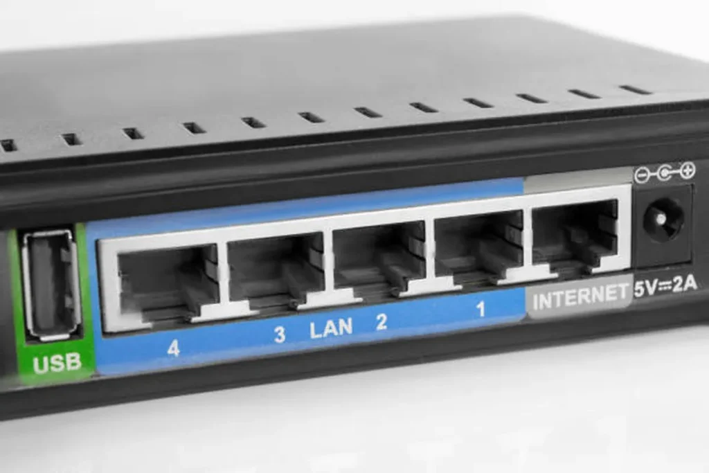 Málokdo ví: k čemu slouží USB port na WiFi routerech?