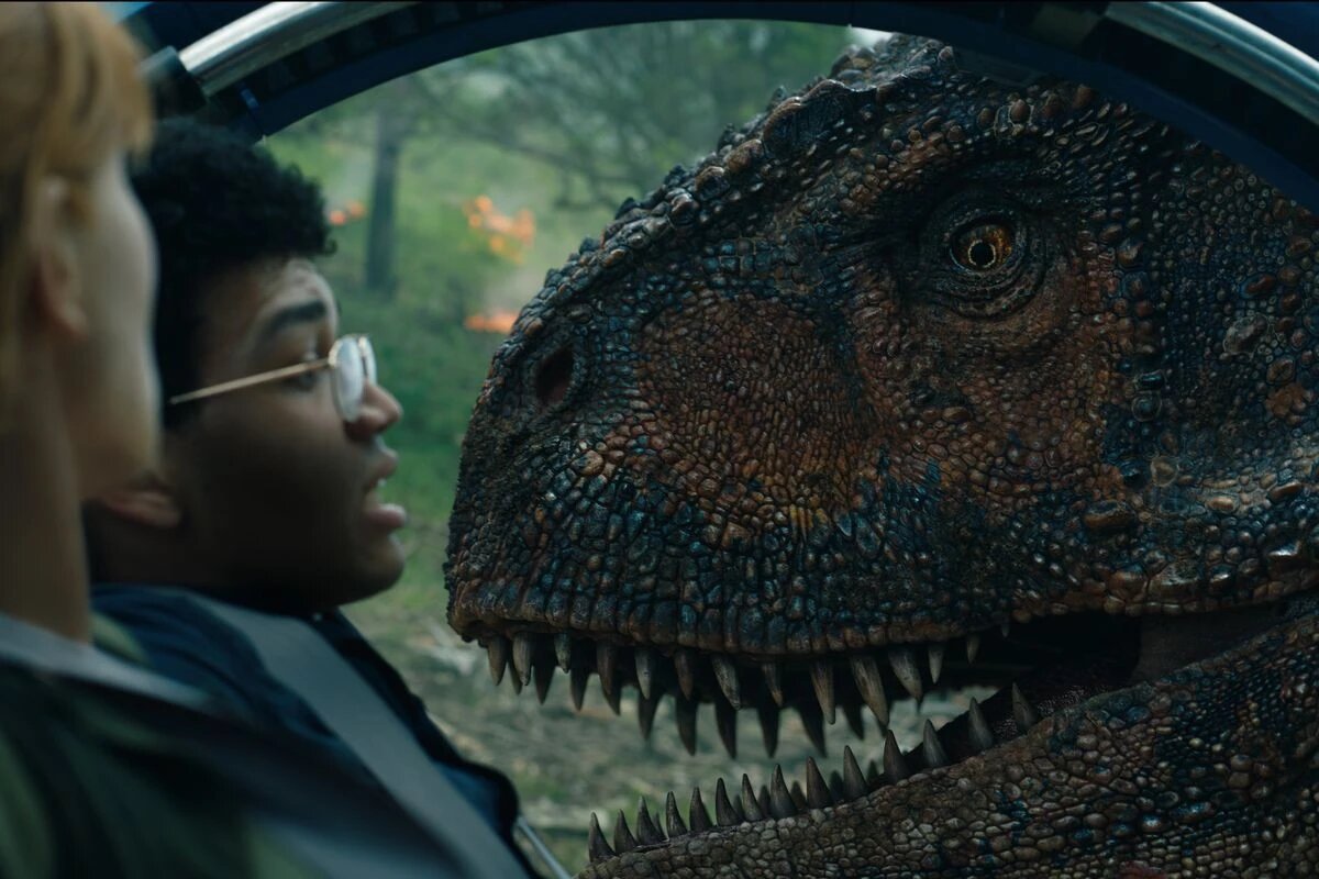 Čtyři scenáristé a rozpočet 150 milionů dolarů, aby zničili jedno jméno: nesprávně napsaný dinosaurus z filmu „Jurský svět“.